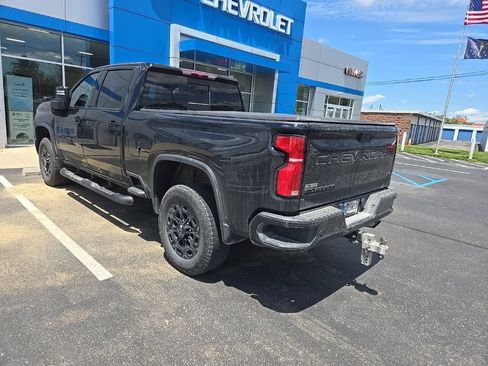 Used 2024 Chevrolet Silverado 3500 LTZ w/ LTZ Plus Package AWD/4WD image 3