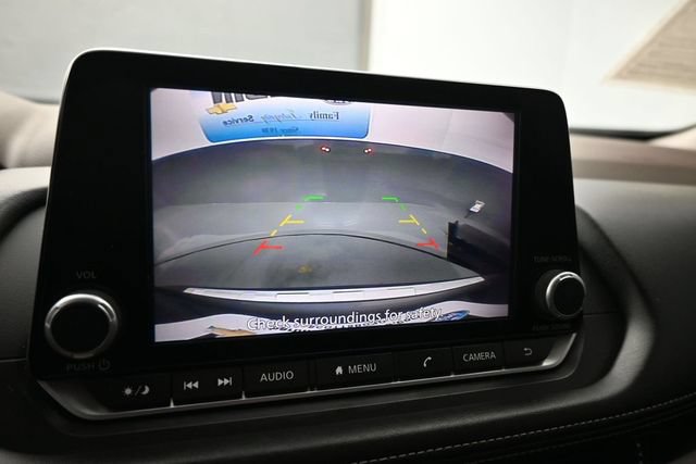 Used 2023 Nissan Rogue SV FWD image 15