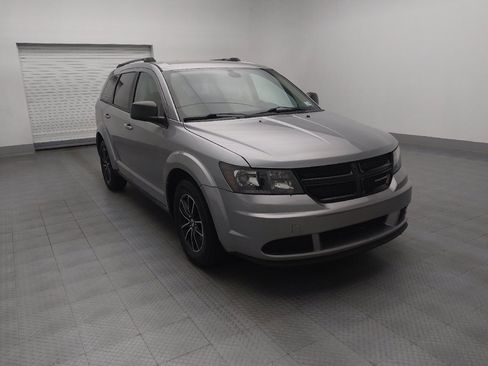 Used 2018 Dodge Journey SE w/ Popular Equipment Group image 13