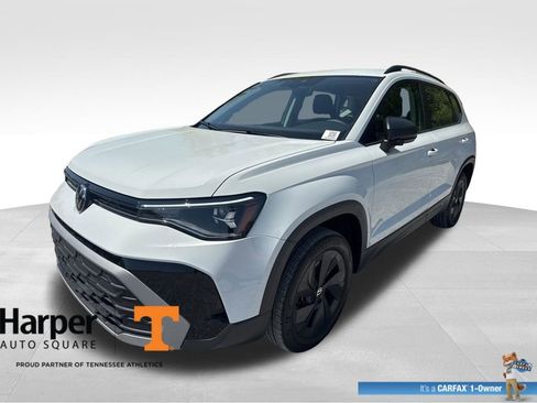 Used 2025 Volkswagen Taos S image 1