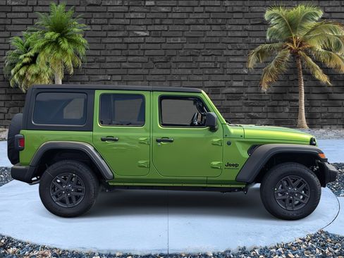 Used 2025 Jeep Wrangler Sport S image 3