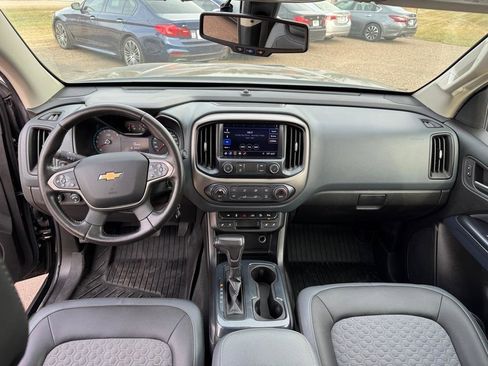 Used 2020 Chevrolet Colorado Z71 w/ Z71 Midnight Edition image 33