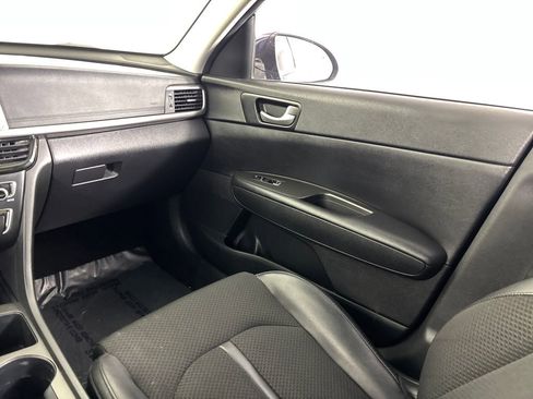 Used 2018 Kia Optima S image 29