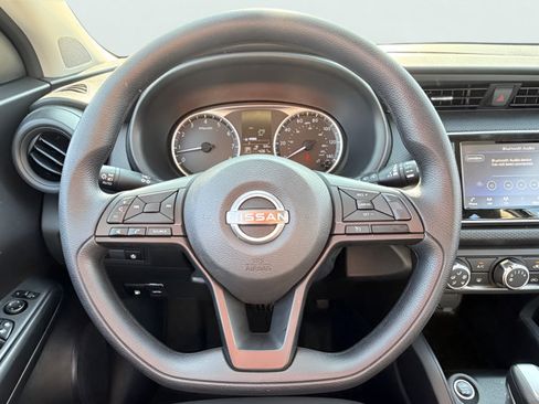 Certified 2025 Nissan Kicks Play S FWD image 22