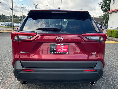 Certified 2024 Toyota RAV4 XLE w/ Convenience Package AWD/4WD image 6