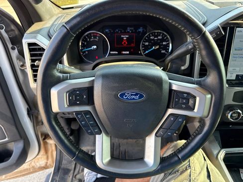 Used 2022 Ford F250 Lariat w/ Lariat Value Package AWD/4WD image 21