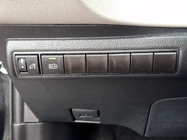 Certified 2026 Toyota Corolla LE w/ Carpet Mat Package (TMS) FWD image 15