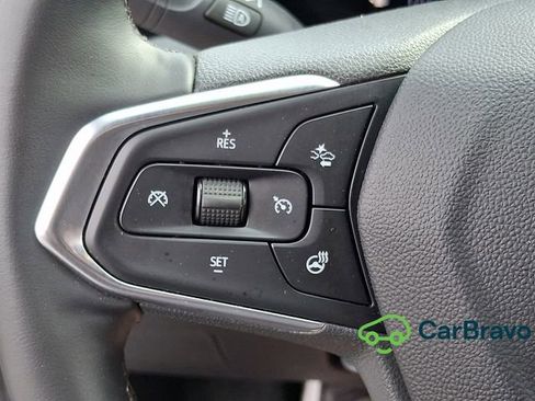 Used 2024 Chevrolet Trax ACTIV w/ Driver Confidence Package FWD image 22