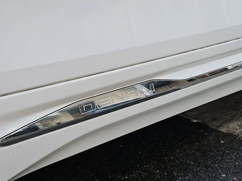 Used 2020 GMC Terrain Denali w/ Denali Premium Package image 38