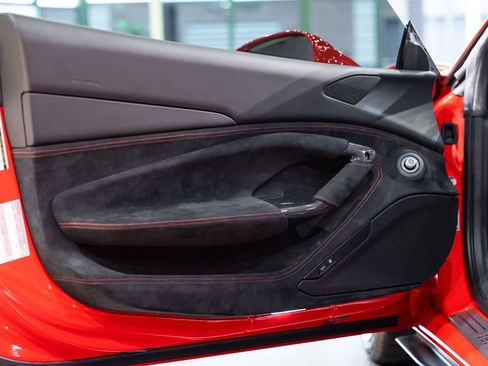Certified 2021 Ferrari F8 Tributo RWD image 24