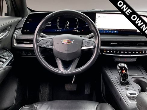 Certified 2024 Cadillac XT4 Premium Luxury image 5