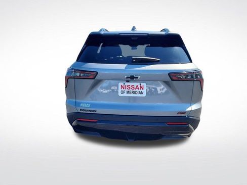 Used 2025 Chevrolet Equinox RS w/ Safety and Technology Package FWD image 4