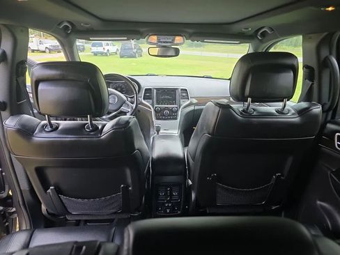 Used 2018 Jeep Grand Cherokee Overland w/ Interior Metal Package image 15