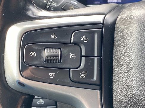 Used 2024 Chevrolet Silverado 2500 LT image 25