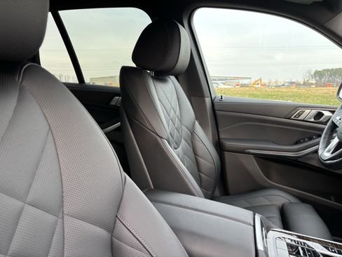 Certified 2025 BMW X5 xDrive40i w/ Premium Package image 35