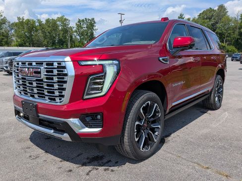 New 2026 GMC Yukon Denali w/ Denali Reserve Package AWD/4WD image 4