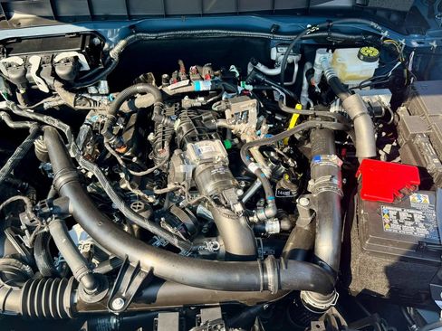 New 2025 Ford Bronco Heritage Edition image 16