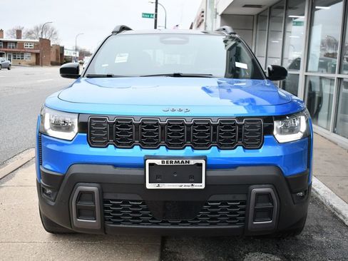 New 2026 Jeep Cherokee Overland w/ Trailer Tow Group AWD/4WD image 2