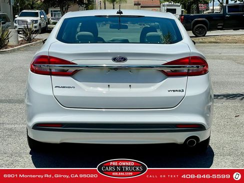 Used 2018 Ford Fusion S FWD image 25