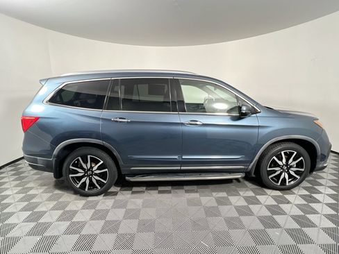 Used 2019 Honda Pilot Touring image 2