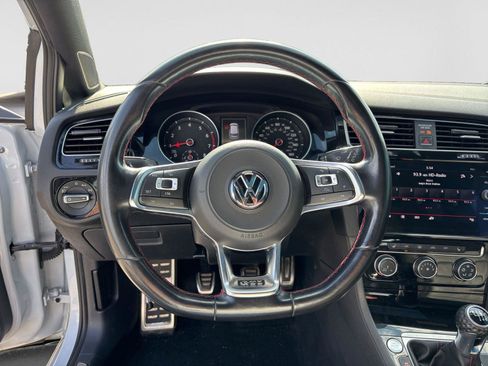 Used 2018 Volkswagen GTI SE w/ SE Leather Package FWD image 11