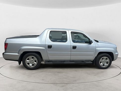 Used 2010 Honda Ridgeline RT image 7