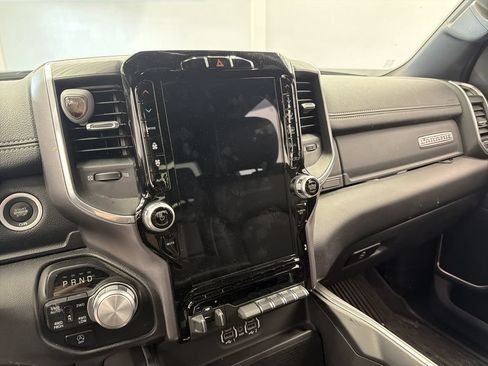 Used 2023 RAM 1500 Laramie AWD/4WD image 28