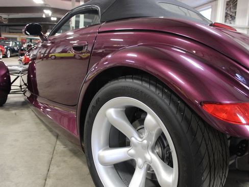 Used 1997 Plymouth Prowler image 11