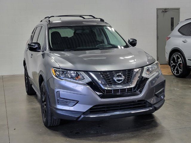 Used 2017 Nissan Rogue SV w/ Midnight Edition Package AWD/4WD image 4