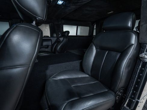 Used 2006 HUMMER H1 4-Door Wagon AWD/4WD image 32