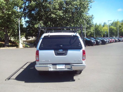 Used 2020 Nissan Frontier SV AWD/4WD image 4