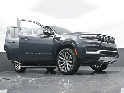 Used 2024 Jeep Grand Wagoneer Series I w/ Rear Seat Video Group 1 AWD/4WD image 65