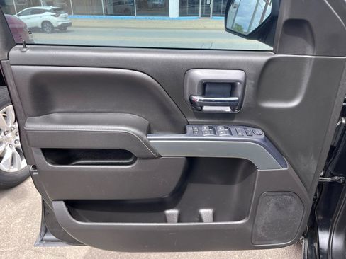 Used 2019 Chevrolet Silverado 1500 LT AWD/4WD image 22