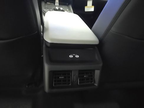 New 2026 Subaru Solterra AWD/4WD image 15