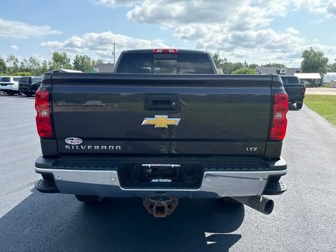 Used 2016 Chevrolet Silverado 2500 LTZ w/ Duramax Plus Package AWD/4WD image 4