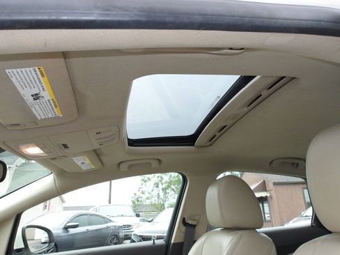 Used 2016 Buick Verano Leather w/ Experience Buick Package FWD image 13