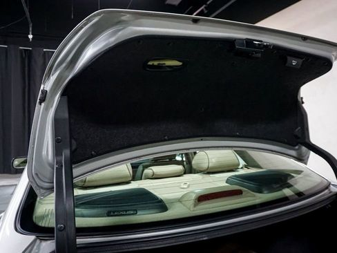 Used 2002 Lexus IS 300 image 94