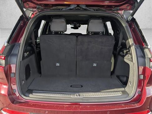 Used 2023 Jeep Grand Cherokee L Overland w/ Luxury Tech Group IV image 6