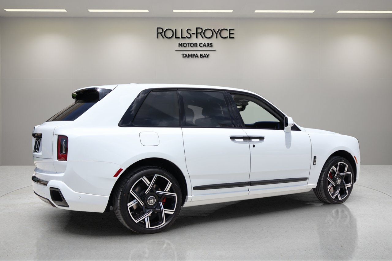 New 2027 Rolls-Royce Cullinan Black Badge AWD/4WD image 5