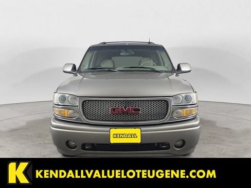 Used 2003 GMC Yukon XL Denali AWD/4WD image 2