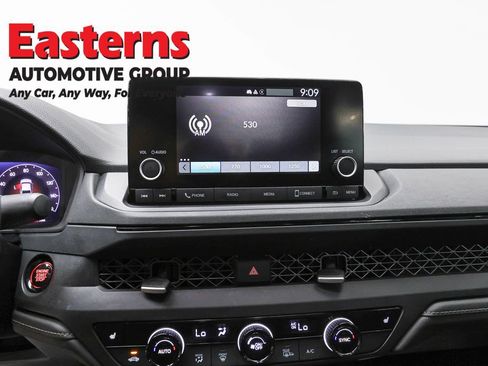 Used 2023 Honda Accord EX image 12