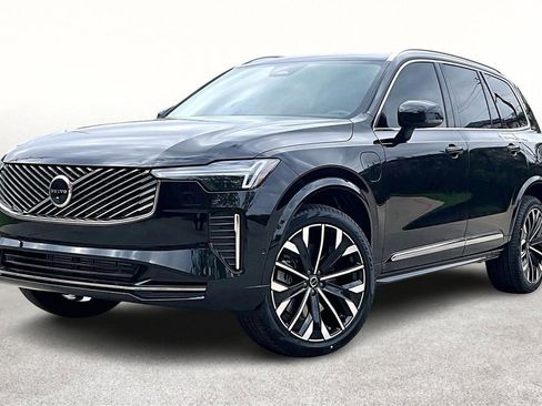 New 2026 Volvo XC90 T8 Plus AWD/4WD image 2
