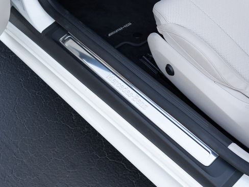 Used 2025 Mercedes-Benz CLE 450 4MATIC Cabriolet image 32