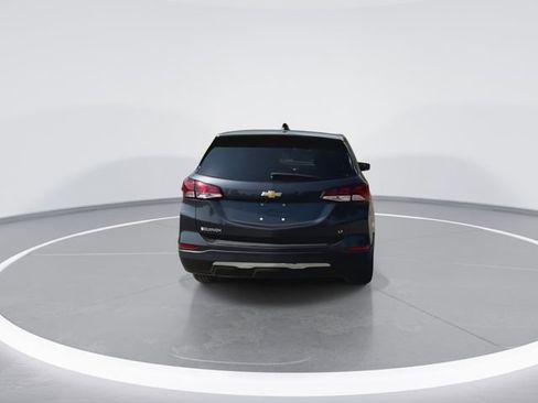 Used 2022 Chevrolet Equinox LT FWD image 9
