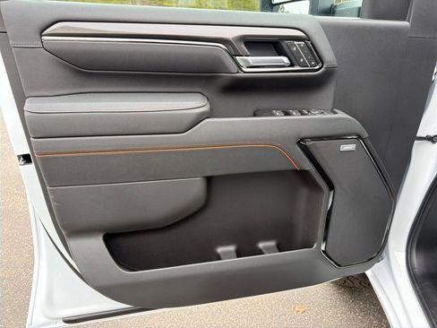 New 2026 GMC Sierra 2500 AT4 w/ Technology Package image 10