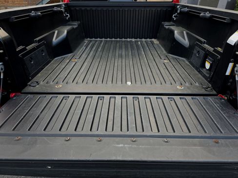 Used 2016 Toyota Tacoma TRD Sport w/ Towing Package image 13