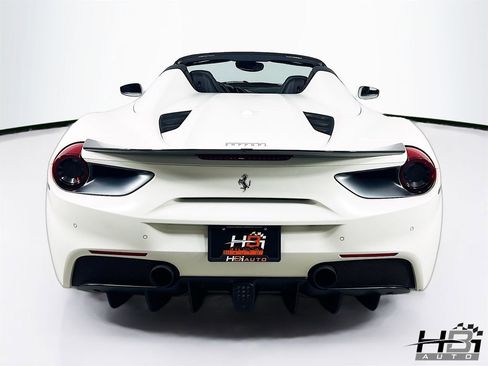 Used 2018 Ferrari 488 Spider RWD image 25