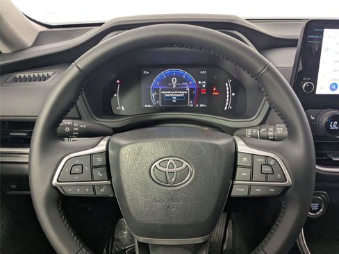 Used 2026 Toyota Grand Highlander XLE FWD image 16