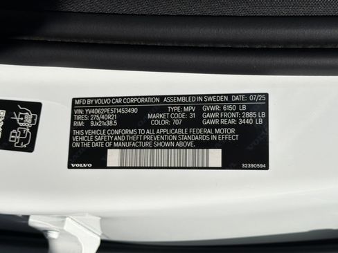 Used 2026 Volvo XC90 B6 Plus w/ Protection Package Premier AWD/4WD image 3