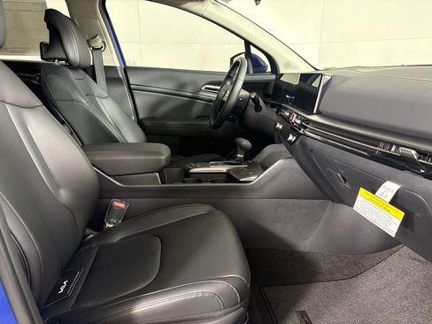 New 2026 Kia Sportage EX FWD image 14